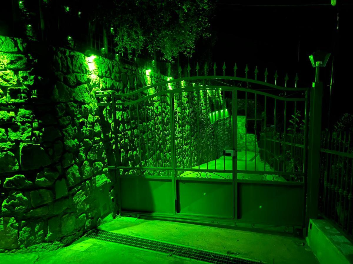 Villa Di Campagna Con Vista Mare 5 Camere Da Letto Pampara ภายนอก รูปภาพ